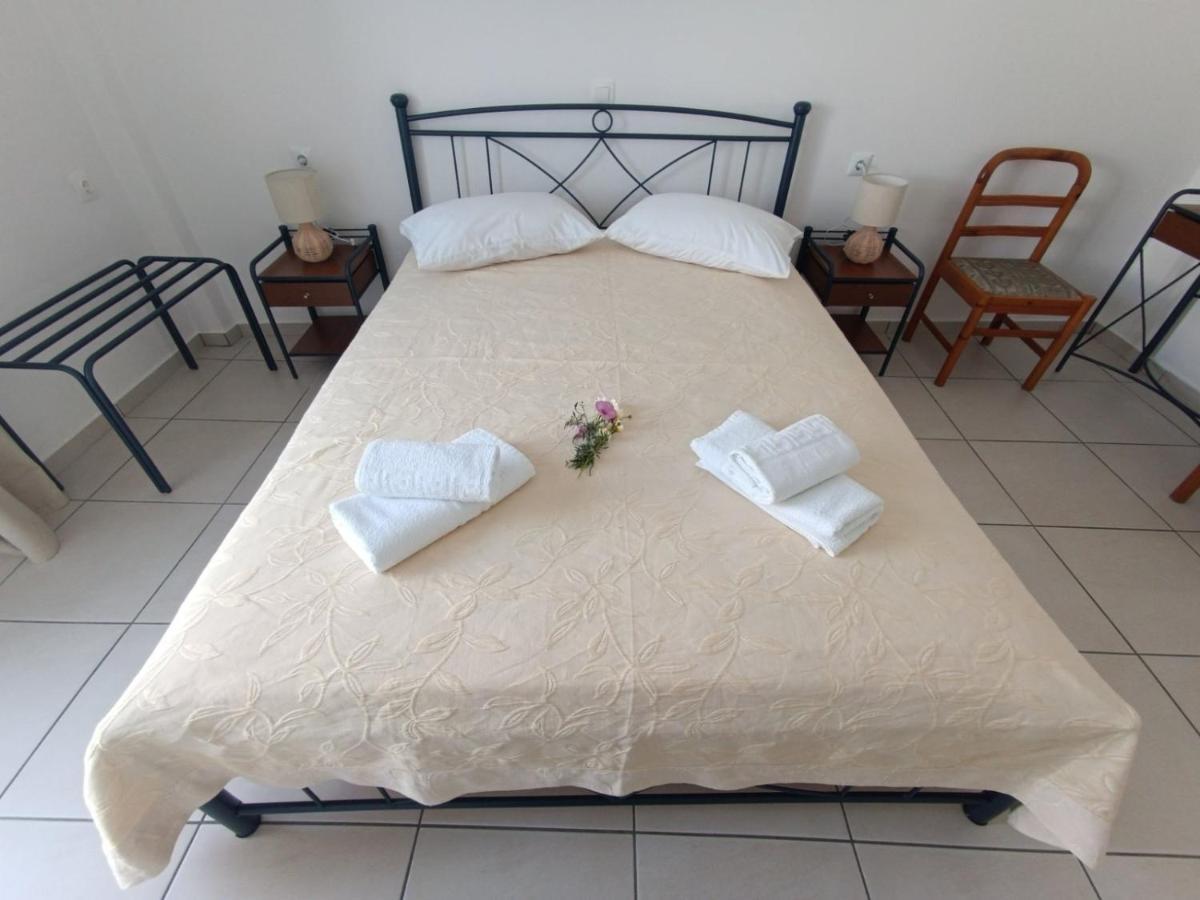 Meropi Rooms Kamares  Exterior foto